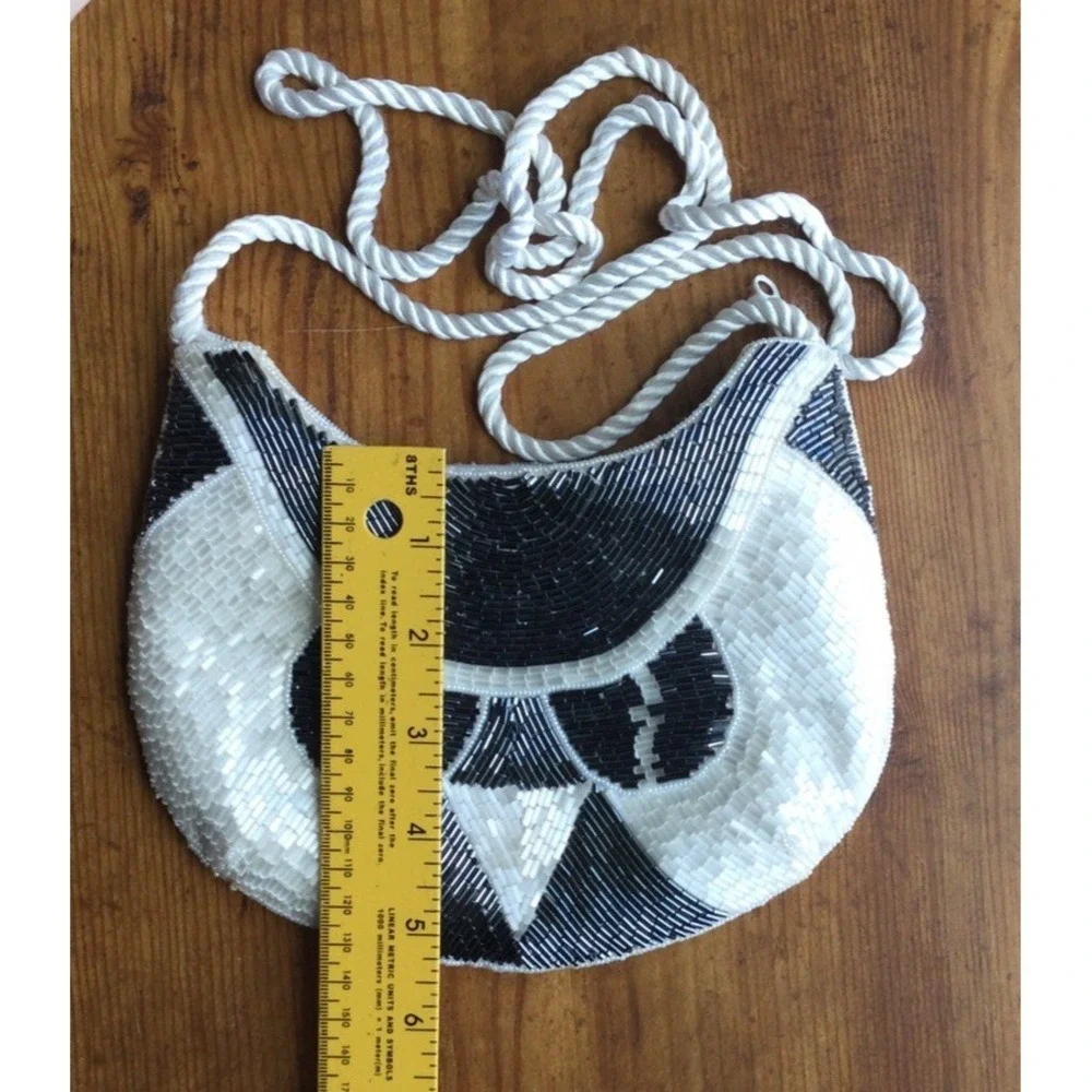 Vintage Nina Ricci Paris Beaded Purse Bag Black White Shoulder Evening Glam Owl‎